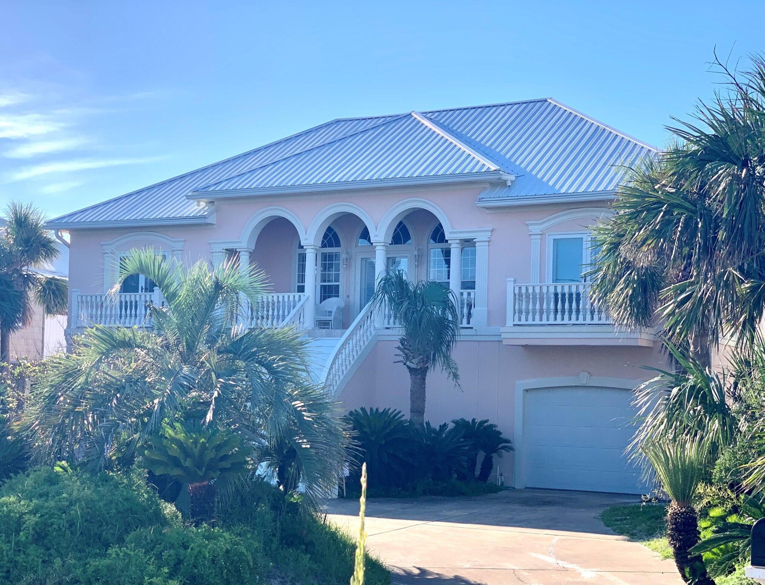 Beautiful pensacola home with weather shield metal roofing